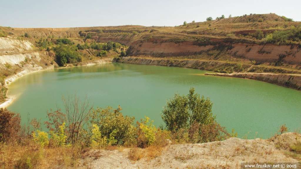 Bešenovačko jezero - Jezero Beli kamen