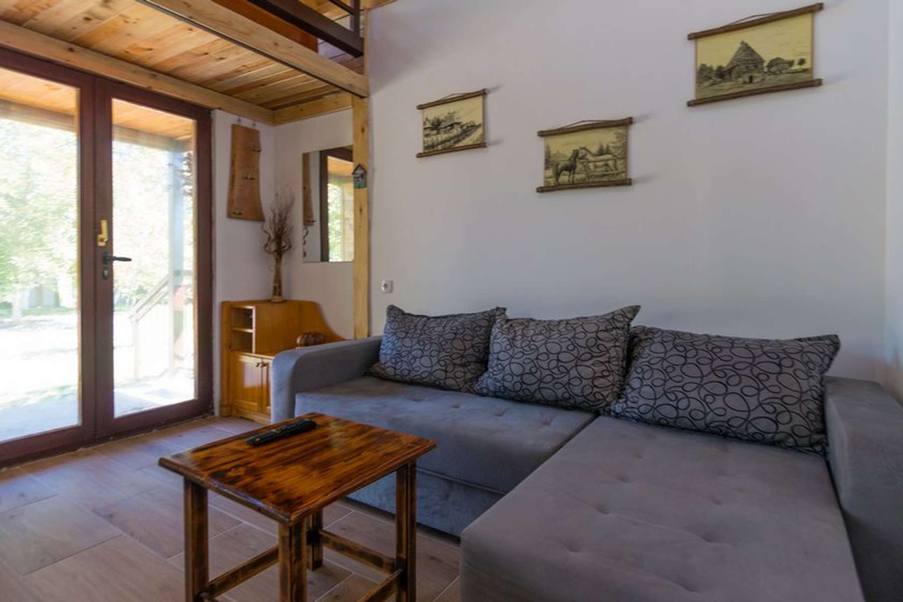 Smeštaj UŠĆE na Drini - kućica Sofija